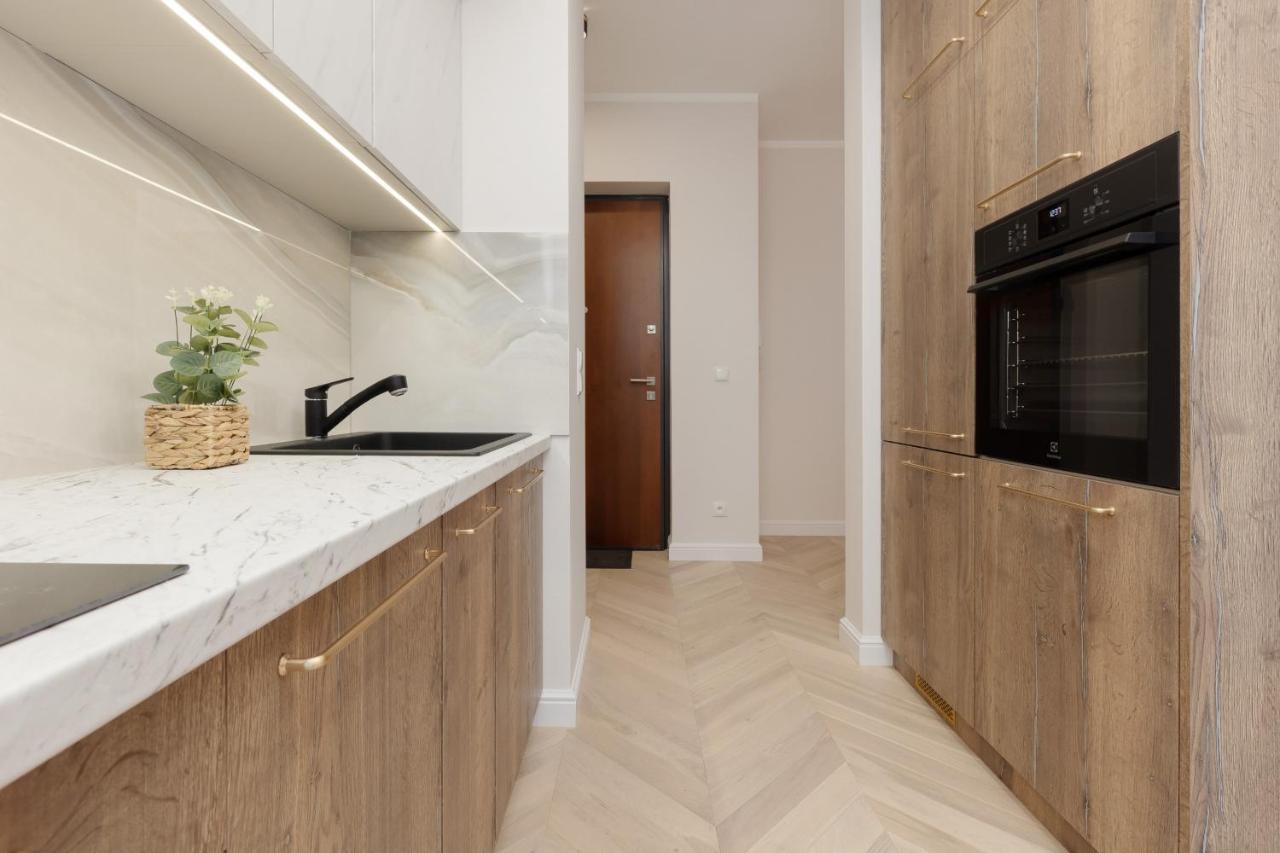 Lux Apartment Niemcewicza With Ac & Balcony Warsaw Ochota By Noclegi Renters Kültér fotó
