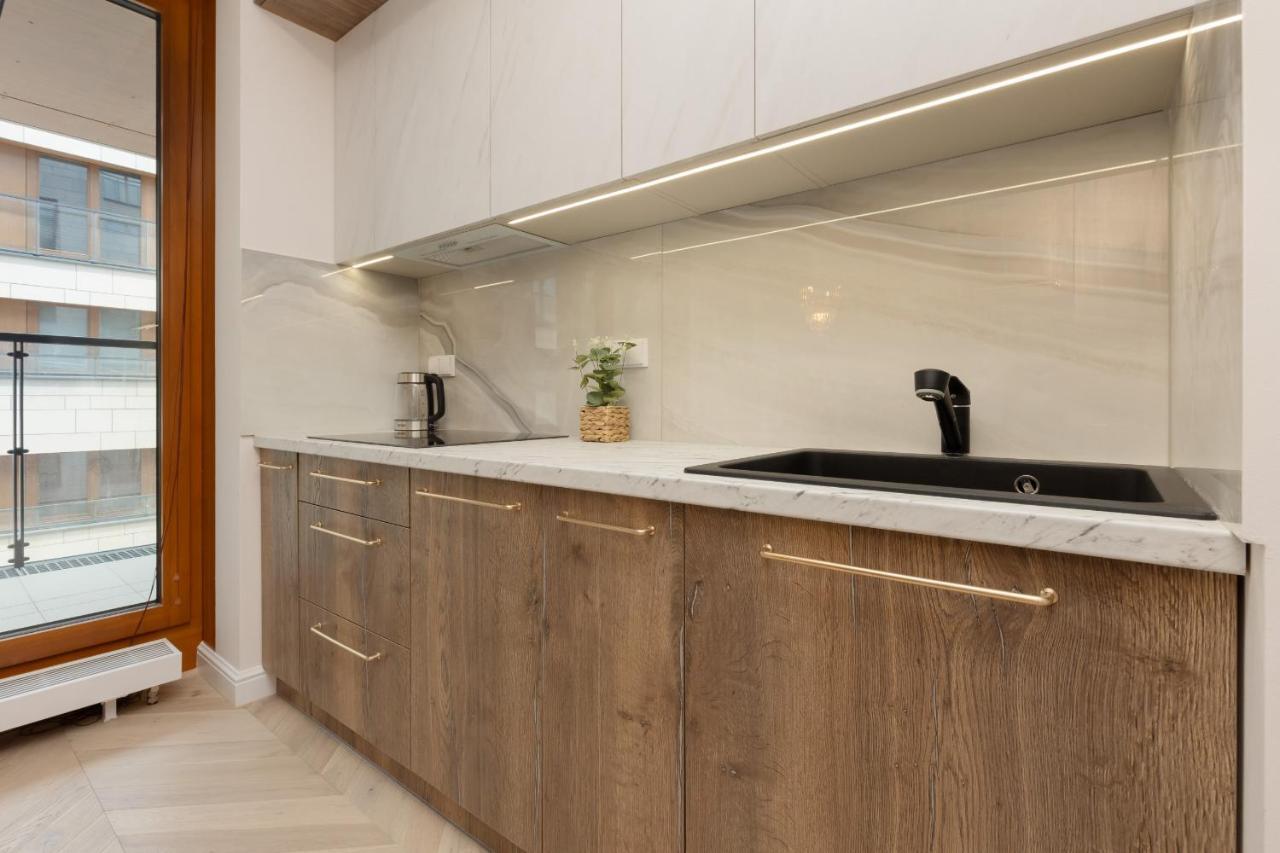 Lux Apartment Niemcewicza With Ac & Balcony Warsaw Ochota By Noclegi Renters Kültér fotó