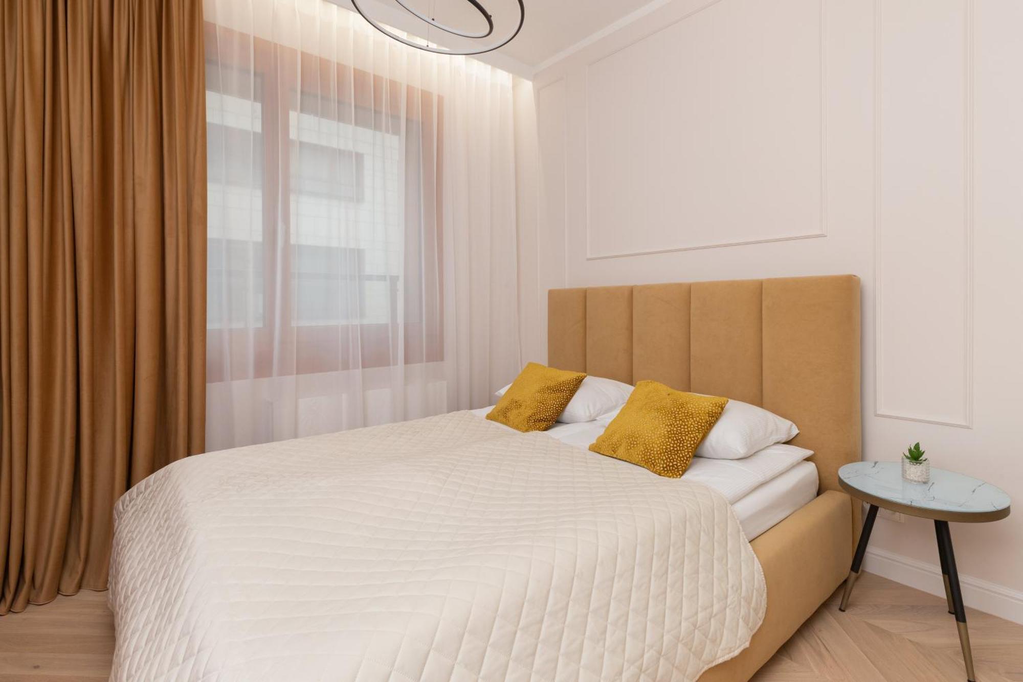 Lux Apartment Niemcewicza With Ac & Balcony Warsaw Ochota By Noclegi Renters Kültér fotó